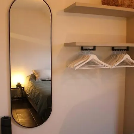 Met Zonnig Terras Apartamento *